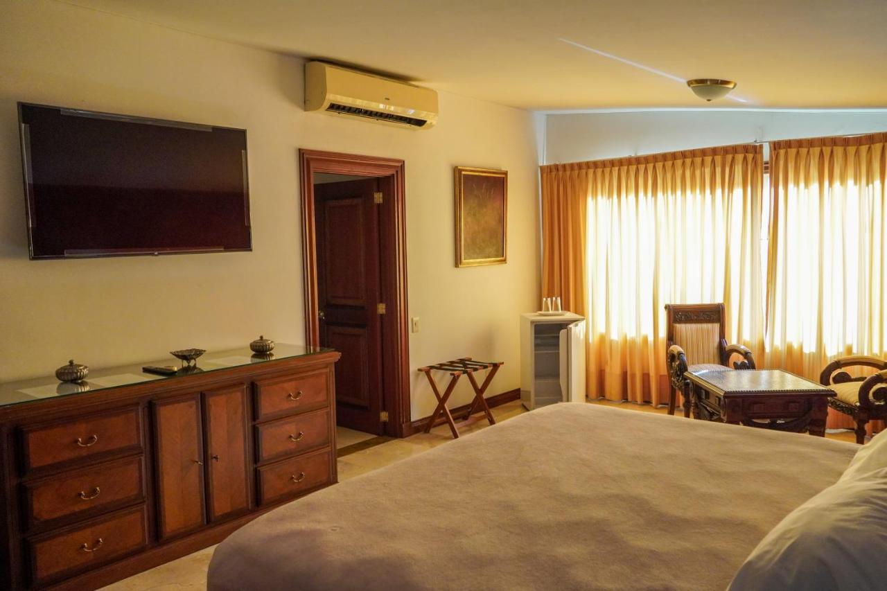 Hotel Boutique Villa Casuarinas Cali Exteriör bild