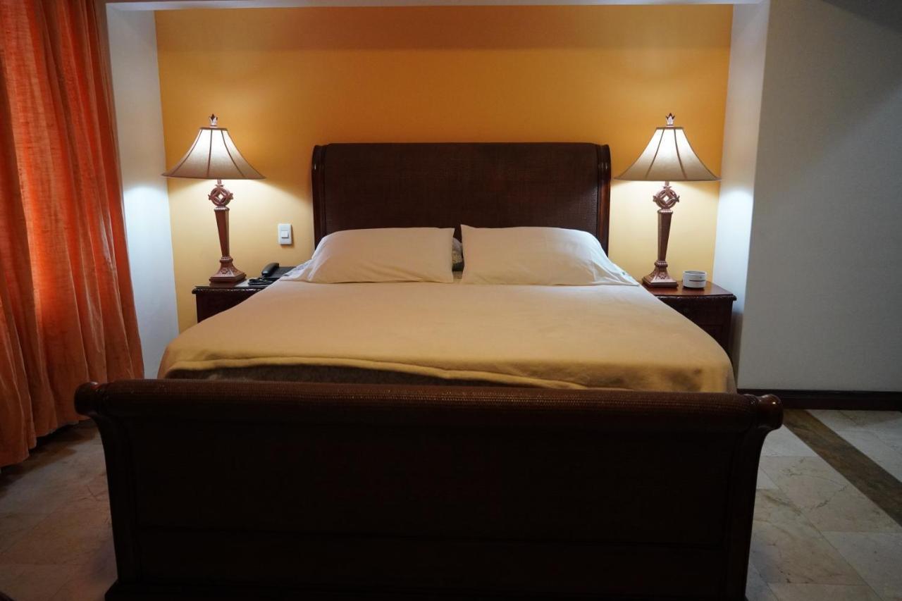 Hotel Boutique Villa Casuarinas Cali Exteriör bild